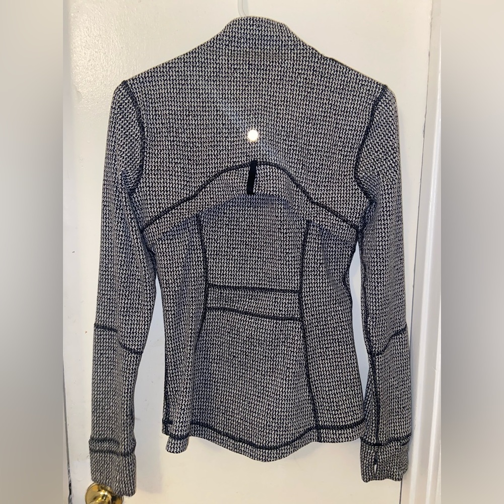 LULULEMON DEFINE JACKET